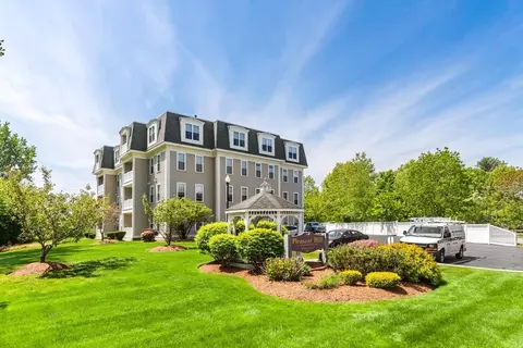 48 Denver St #304, Saugus, MA 01906