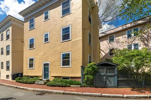 60 Crescent St #1, Cambridge, MA 02138