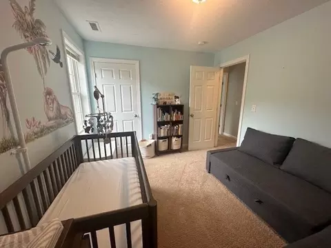 Bedroom - 23 Stoneleigh Rd, Worcester, MA 01606 photo 4 of 6