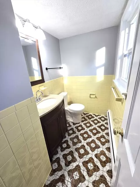 107 Swan St, Everett, MA 02149 photo 13
