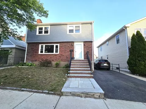 107 Swan St, Everett, MA 02149