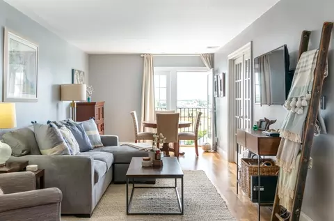 312-320 W 3rd St #205, Boston, MA 02127