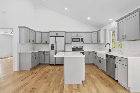 32 Mill Rd, Dudley, MA 01571 photo 3