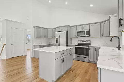 32 Mill Rd, Dudley, MA 01571 photo 4