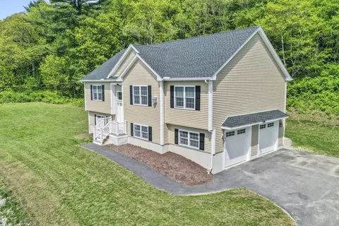 32 Mill Rd, Dudley, MA 01571 photo 2