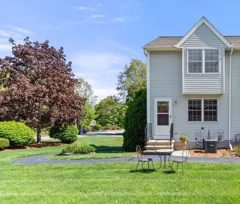5 Kennedy Dr #1, Chelmsford, MA 01863