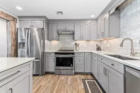 486 Leonard St, Raynham, MA 02767 photo 18