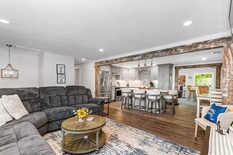486 Leonard St, Raynham, MA 02767 photo 13
