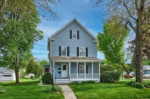 46 Garfield Ave, Easthampton, MA 01027 photo 2