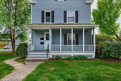 46 Garfield Ave, Easthampton, MA 01027 photo 4