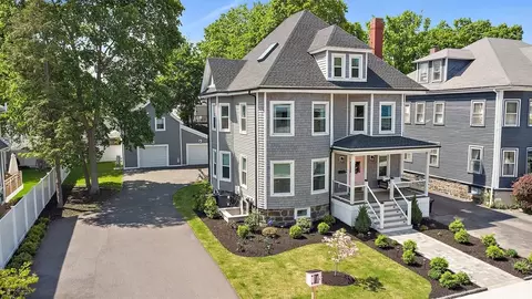 38 Thatcher St, Medford, MA 02155