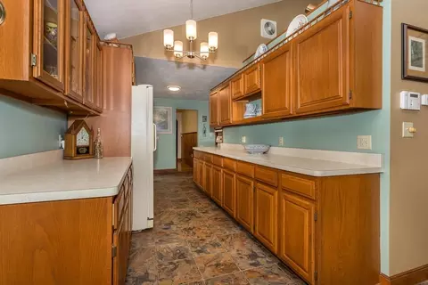 498 York St, Canton, MA 02021 photo 6