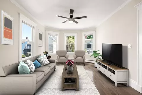 21 Searle Ave #2, Brookline, MA 02445