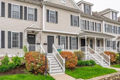 42 Washington St #42, Natick, MA 01760