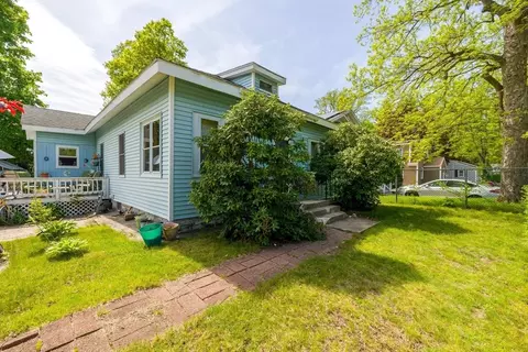5 Forkey Ave, Worcester, MA 01603