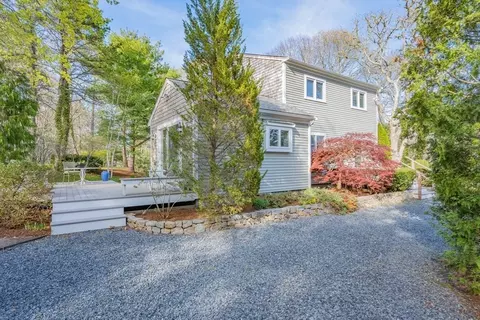 374 Putnam, Cotuit, MA 02635 photo 32