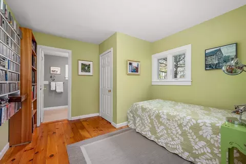 374 Putnam, Cotuit, MA 02635 photo 17
