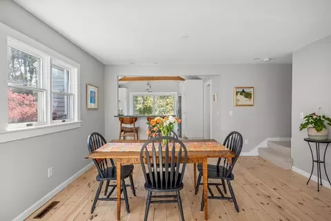 374 Putnam, Cotuit, MA 02635 photo 10