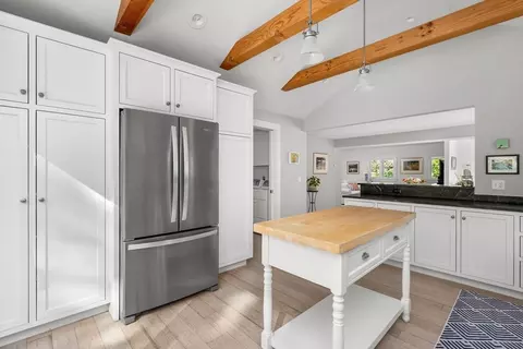 374 Putnam, Cotuit, MA 02635 photo 14