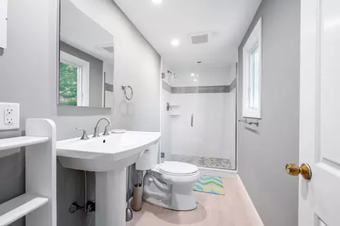 374 Putnam, Cotuit, MA 02635 photo 24