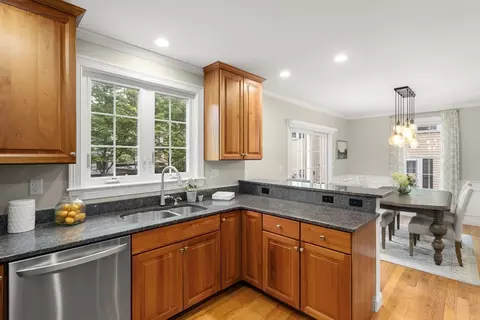 415 Belmont St #415, Belmont, MA 02478