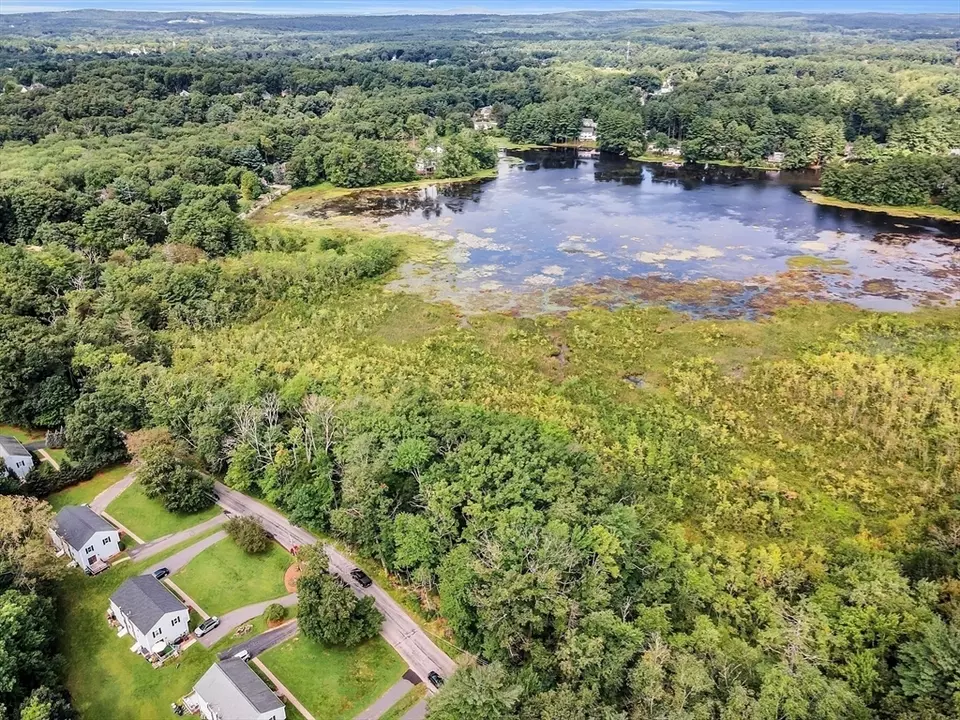 View/Area - 118 Ridge Rd #118, Northborough, MA 01532 photo 1 of 4