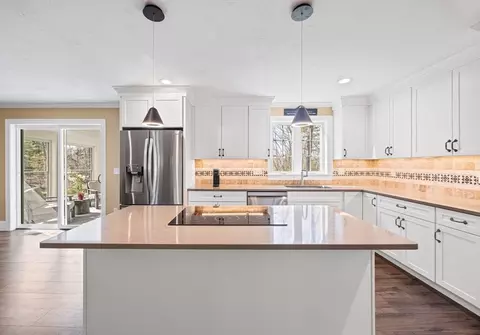 52 Great Neck Rd, Wareham, MA 02538 photo 13