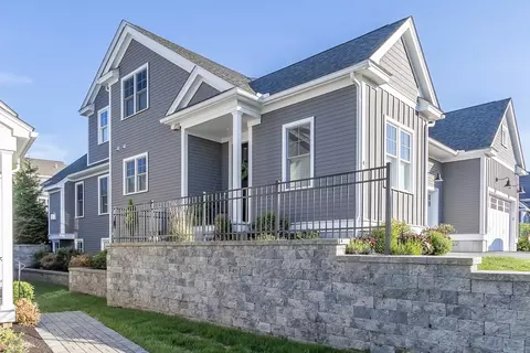 4 Birkdale Ln #4, Hopkinton, MA 01748