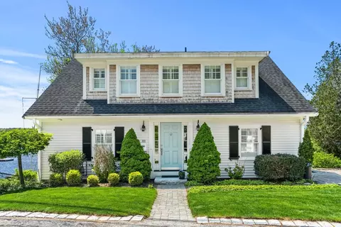 485 Main St, Amesbury, MA 01913