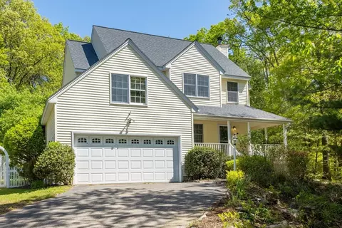 21 Mcdonough Dr, Marlborough, MA 01752