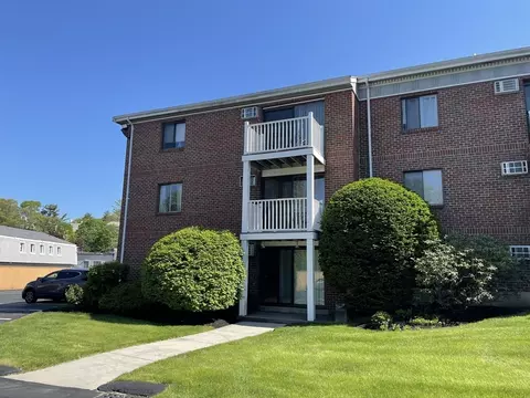 750 Farm Rd #128, Marlborough, MA 01752