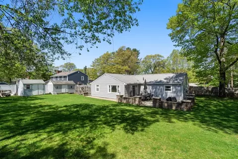 Exterior - 5 Eclipse Ave, Chelmsford, MA 01824 photo 3 of 3