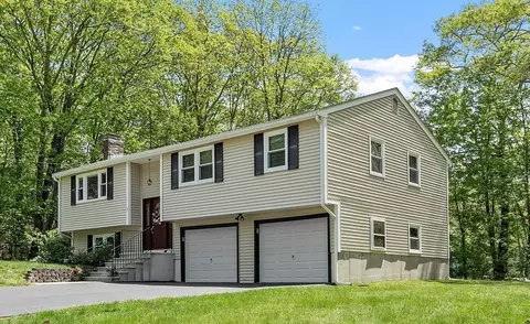 12 Edward Dr, Ashland, MA 01721