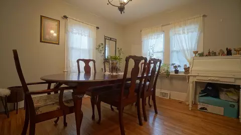 15 Viola St, Springfield, MA 01109 photo 8