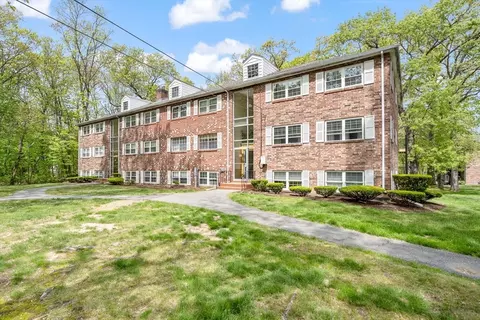59 Farrwood Ave #6, North Andover, MA 01845