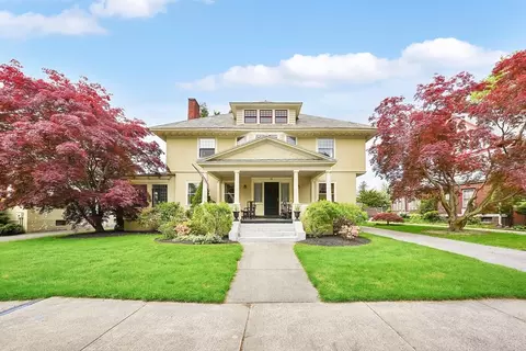 78 Randolph St, Springfield, MA 01108