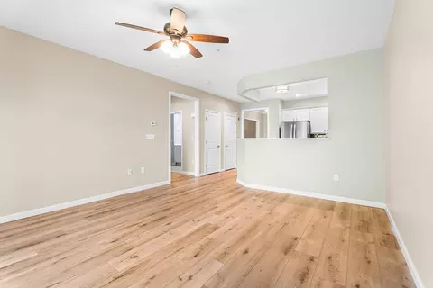 Living - 9 Abigail Way #2012, Reading, MA 01867 photo 4 of 4