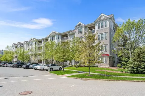 9 Abigail Way #2012, Reading, MA 01867