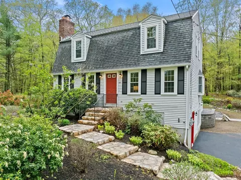 49 Asylum, Mendon, MA 01756