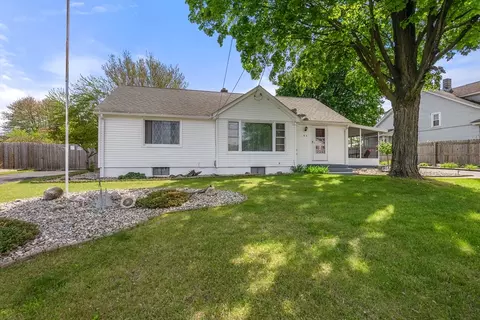 41 Pine Grove St, Springfield, MA 01119