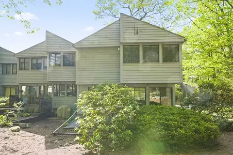 147 Butternut Holw #147, Acton, MA 01720