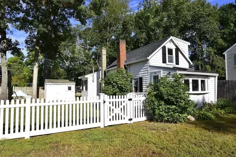 216 Waltham St, Hanson, MA 02341