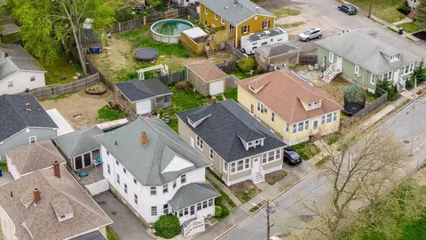 493 Chancery St, New Bedford, MA 02740