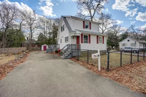 30 Royal St, Randolph, MA 02368
