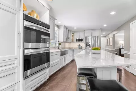 95 Fearing Hill Rd, Wareham, MA 02576 photo 9