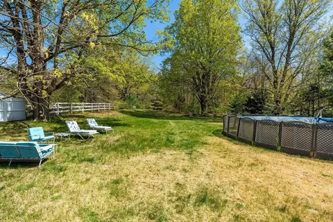 97 Church St, Ware, MA 01082 photo 9