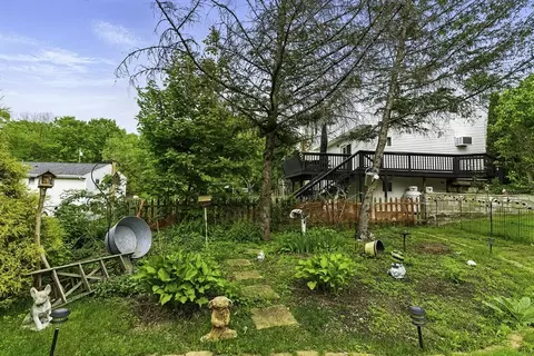 Exterior - 16 Picadilly St, Upton, MA 01568 photo 7 of 8