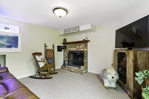 Living - 16 Picadilly St, Upton, MA 01568 photo 1 of 2