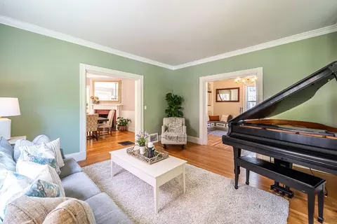35 Bartlett Ave, Arlington, MA 02476 photo 8