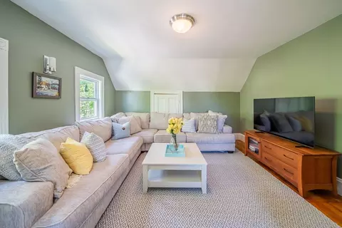 35 Bartlett Ave, Arlington, MA 02476 photo 38